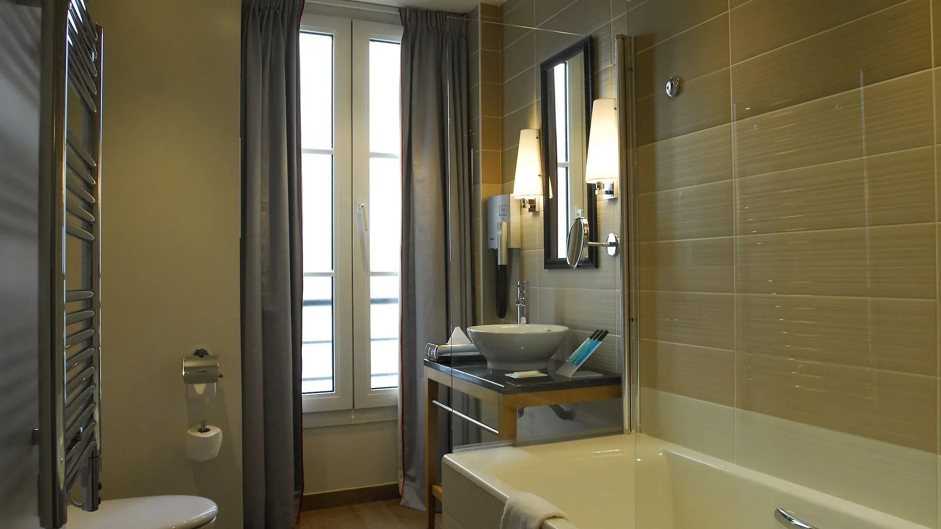 Windsor Opera 4* Paris