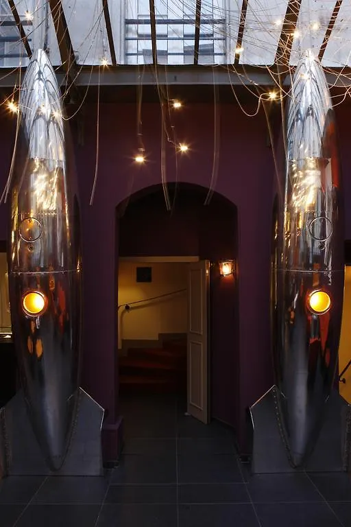 Windsor Opera Hotel