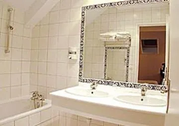 Windsor Opera 4*